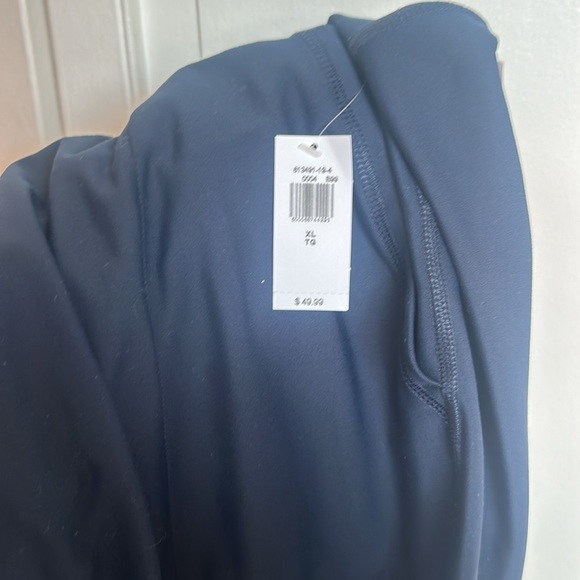 Old Navy Joggers - Picture 11 of 11